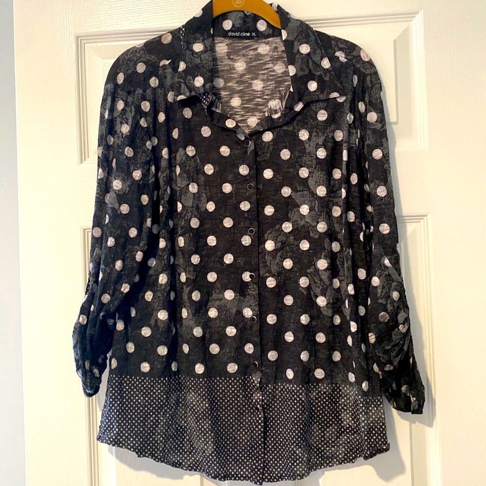 David Cline shirt tab sleeves XL
